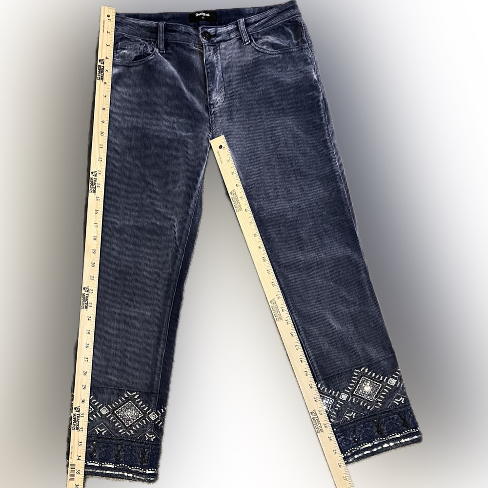 Desigual Blue Cropped Pants with Patterned Accents - Picture 4 of 12